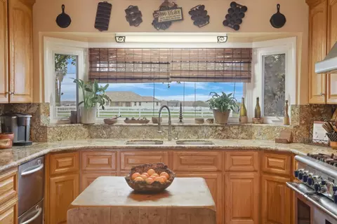 Kitchen - 5850 W Durham Fry, Tracy, CA 95304 photo 2 of 7