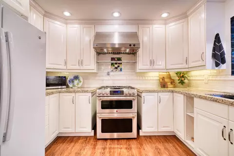 Kitchen - 20925 Indian Dr, Colfax, CA 95713 photo 2 of 4