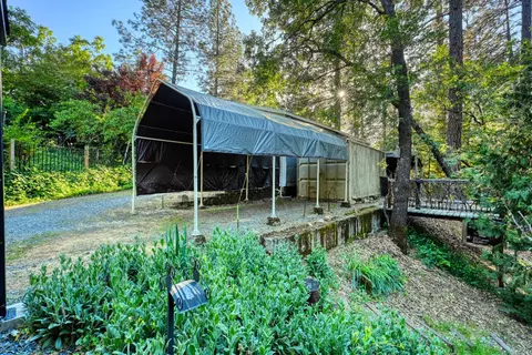 Exterior - 20925 Indian Dr, Colfax, CA 95713 photo 10 of 11