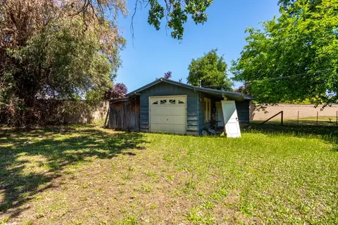 Exterior - 60 Lake Ave, Red Bluff, CA 96080 photo 3 of 3