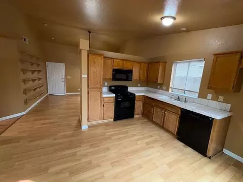 2815 Crescent Moon Ct, Ceres, CA 95307 photo 12