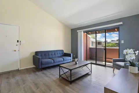 3702 W Benjamin Holt Dr #20, Stockton, CA 95219