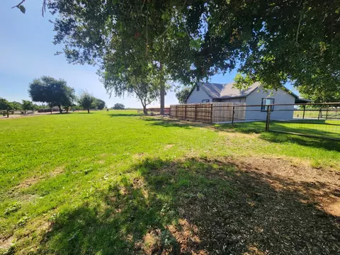Exterior - 20383 Sutliff Rd, Escalon, CA 95320 photo 17 of 21