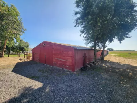 Exterior - 20383 Sutliff Rd, Escalon, CA 95320 photo 12 of 21