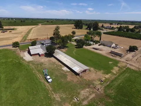 View/Area - 20383 Sutliff Rd, Escalon, CA 95320 photo 12 of 20