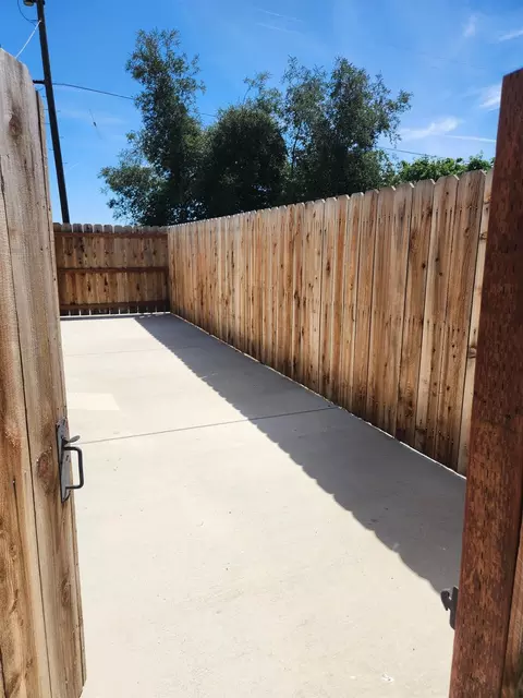 Exterior - 20383 Sutliff Rd, Escalon, CA 95320 photo 5 of 21