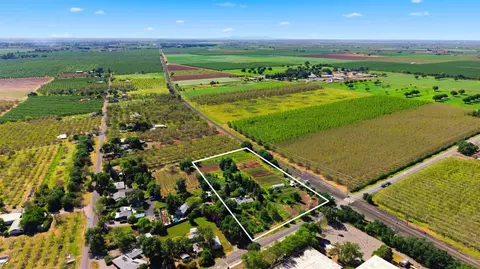 View/Area - 2819 Hegan Ln, Chico, CA 95928 photo 1 of 11