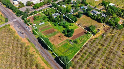 View/Area - 2819 Hegan Ln, Chico, CA 95928 photo 7 of 11
