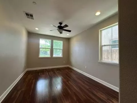 Living - 1749 Ettle, Manteca, CA 95337 photo 4 of 4