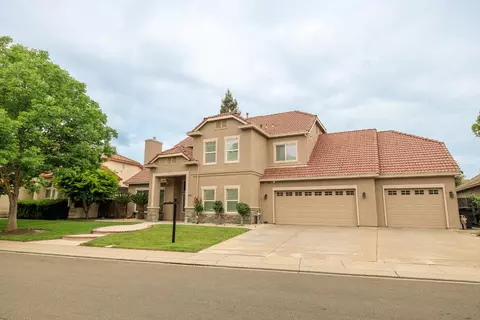 Exterior - 3513 Aristides Dr, Modesto, CA 95355 photo 2 of 21