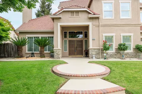 Exterior - 3513 Aristides Dr, Modesto, CA 95355 photo 4 of 21