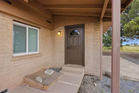 Exterior - 20042 N Ray Rd, Lodi, CA 95242 photo 6 of 12