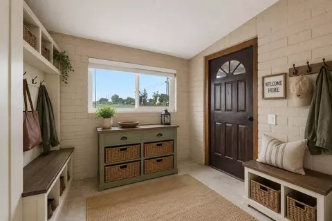 Entry Way - 20042 N Ray Rd, Lodi, CA 95242 photo 3 of 3