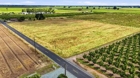 View/Area - 20042 N Ray Rd, Lodi, CA 95242 photo 6 of 11
