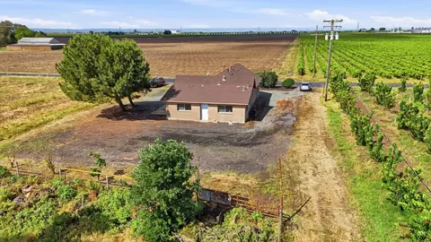 Other - 20042 N Ray Rd, Lodi, CA 95242 photo 3 of 12