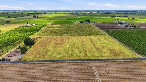 View/Area - 20042 N Ray Rd, Lodi, CA 95242 photo 3 of 11