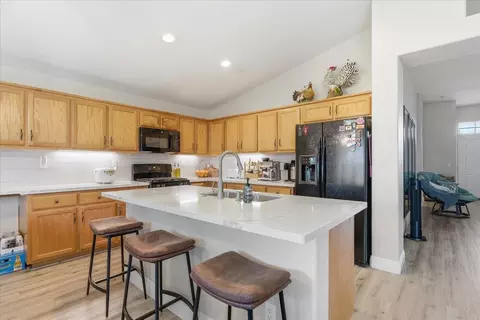 7821 Shell Beach Dr, Antelope, CA 95843 photo 14