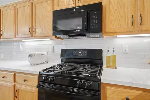 7821 Shell Beach Dr, Antelope, CA 95843 photo 17