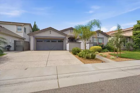 7821 Shell Beach Dr, Antelope, CA 95843 photo 2