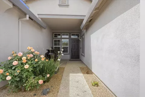 7821 Shell Beach Dr, Antelope, CA 95843 photo 4