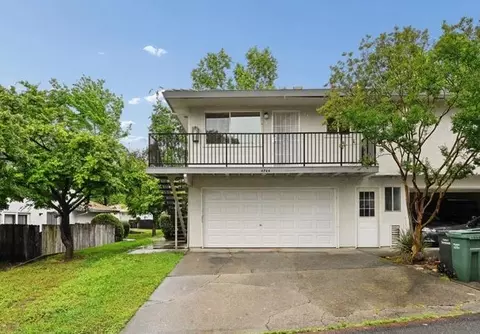 4744 Greenholme Dr #4, Sacramento, CA 95842