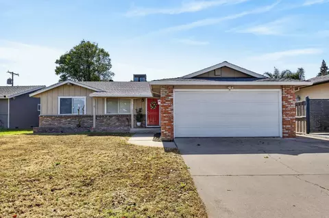 7512 Rubens Pkwy, Sacramento, CA 95823