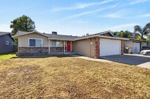 7512 Rubens Pkwy, Sacramento, CA 95823