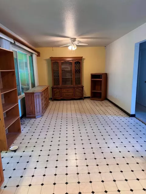 Living - 1509 Brixton Ln, Modesto, CA 95356 photo 1 of 5