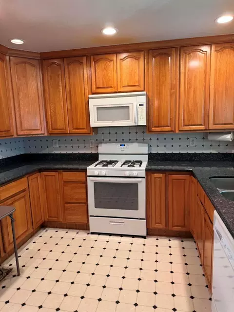 Kitchen - 1509 Brixton Ln, Modesto, CA 95356 photo 1 of 3
