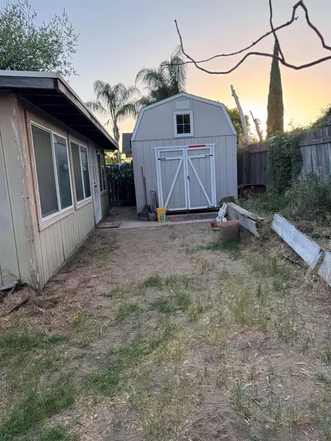 Exterior - 1509 Brixton Ln, Modesto, CA 95356 photo 3 of 7