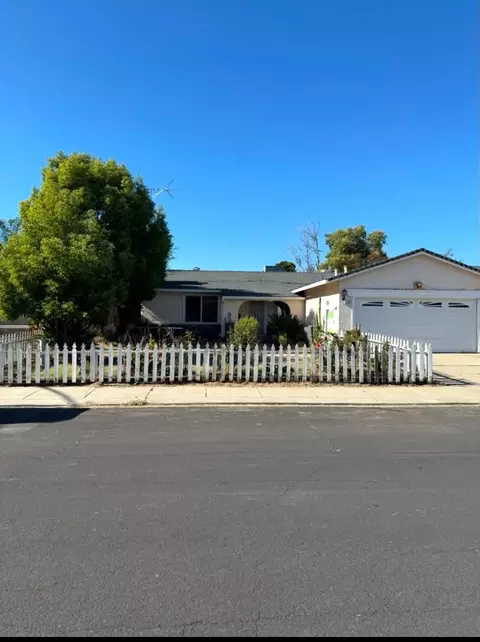 1509 Brixton Ln, Modesto, CA 95356