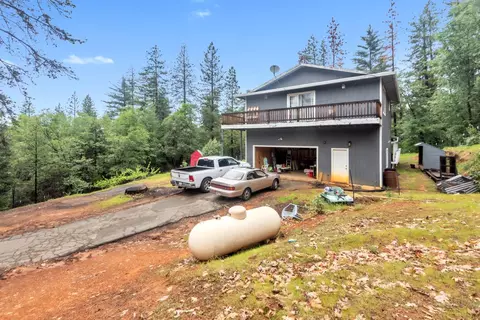 Exterior - 6210 Pine Needle Ln, Placerville, CA 95667 photo 3 of 4