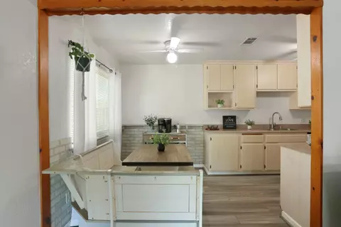Other - 822 Buchanon Ln, Manteca, CA 95336 photo 2 of 8