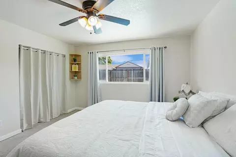 Bedroom - 822 Buchanon Ln, Manteca, CA 95336 photo 4 of 6