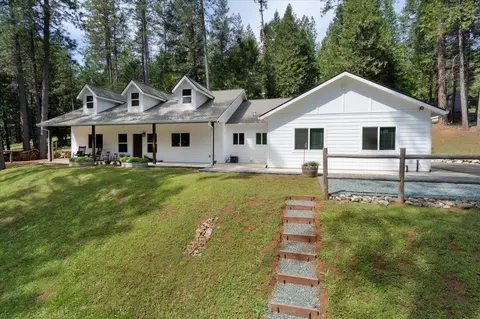 3586 Freegold Dr, Camino, CA 95709