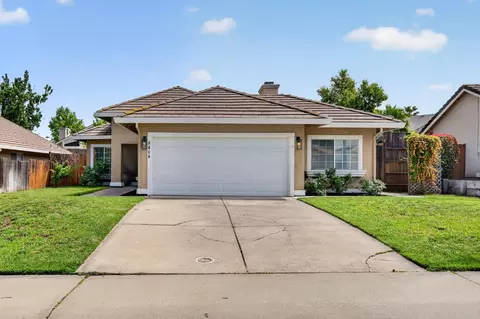 Exterior - 8408 Falcon View Dr, Antelope, CA 95843 photo 2 of 12
