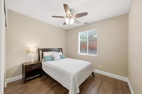 Bedroom - 8408 Falcon View Dr, Antelope, CA 95843 photo 2 of 4
