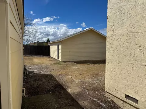 Exterior - 28237 S Macarthur Dr, Tracy, CA 95377 photo 6 of 18