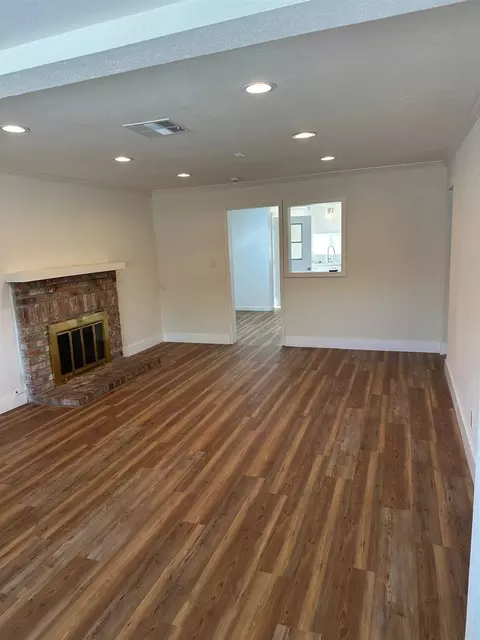 Living - 28237 S Macarthur Dr, Tracy, CA 95377 photo 1 of 5