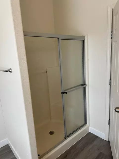 Bath - 28237 S Macarthur Dr, Tracy, CA 95377 photo 8 of 9