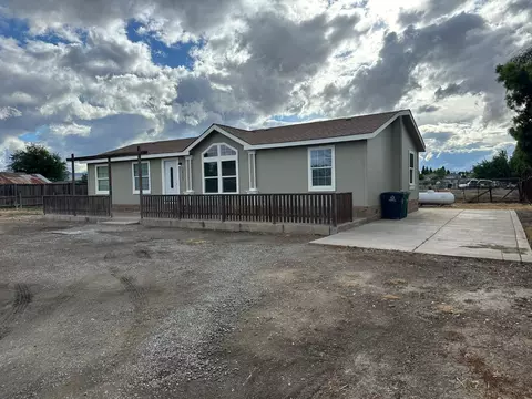 Exterior - 28237 S Macarthur Dr, Tracy, CA 95377 photo 12 of 18