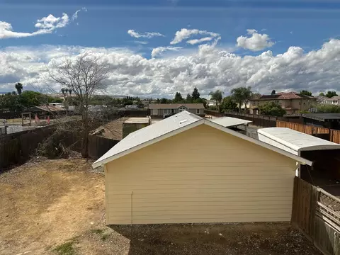 Exterior - 28237 S Macarthur Dr, Tracy, CA 95377 photo 3 of 18