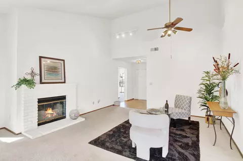 2204 Camborne Dr, Modesto, CA 95356