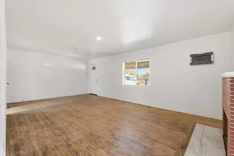 Living - 1708 Rouse Ave, Modesto, CA 95351 photo 3 of 3