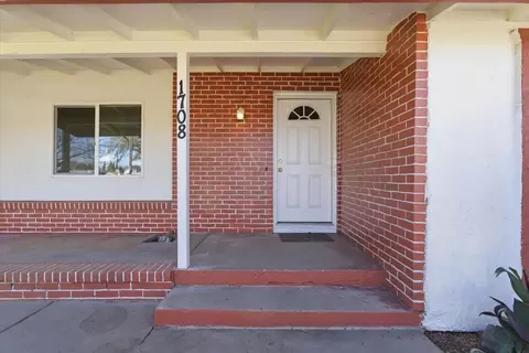 Exterior - 1708 Rouse Ave, Modesto, CA 95351 photo 3 of 6