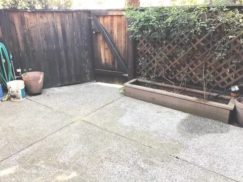 Exterior - 2129 Bella Casa St, Davis, CA 95616 photo 1 of 10