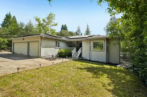 3611 Cambridge Rd, Cameron Park, CA 95682