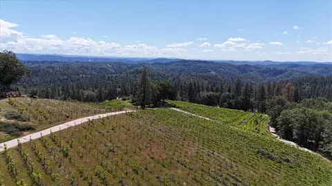 19698 View Forever Ln, Grass Valley, CA 95945