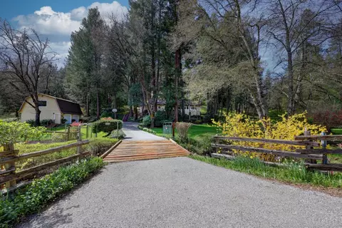 409 Live Oak Rd, Colfax, CA 95713