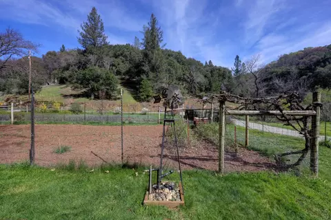 Exterior - 409 Live Oak Rd, Colfax, CA 95713 photo 19 of 29